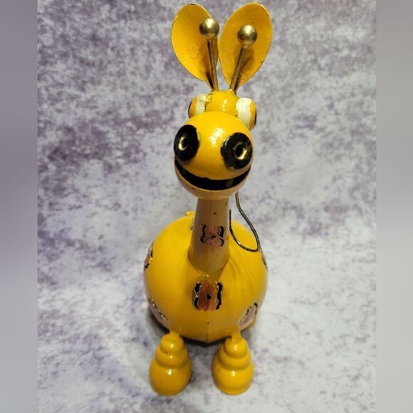 Giraffe Metal Tea Lite Candle Holder - Picture 4 of 12